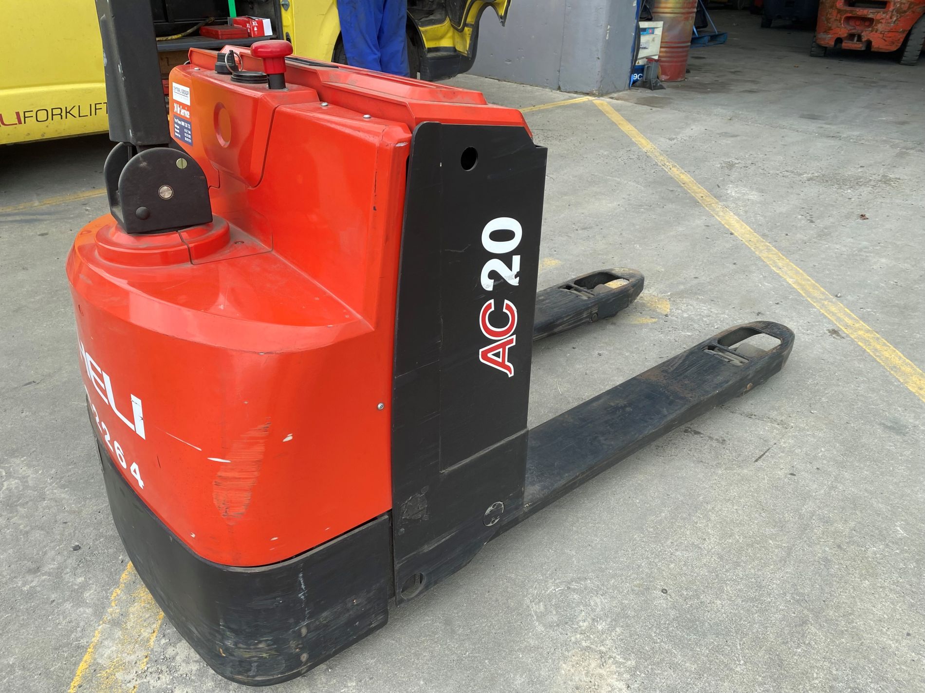 2018 Heli CBD20150 Wide Medium Duty Electric Pallet Jack C2264