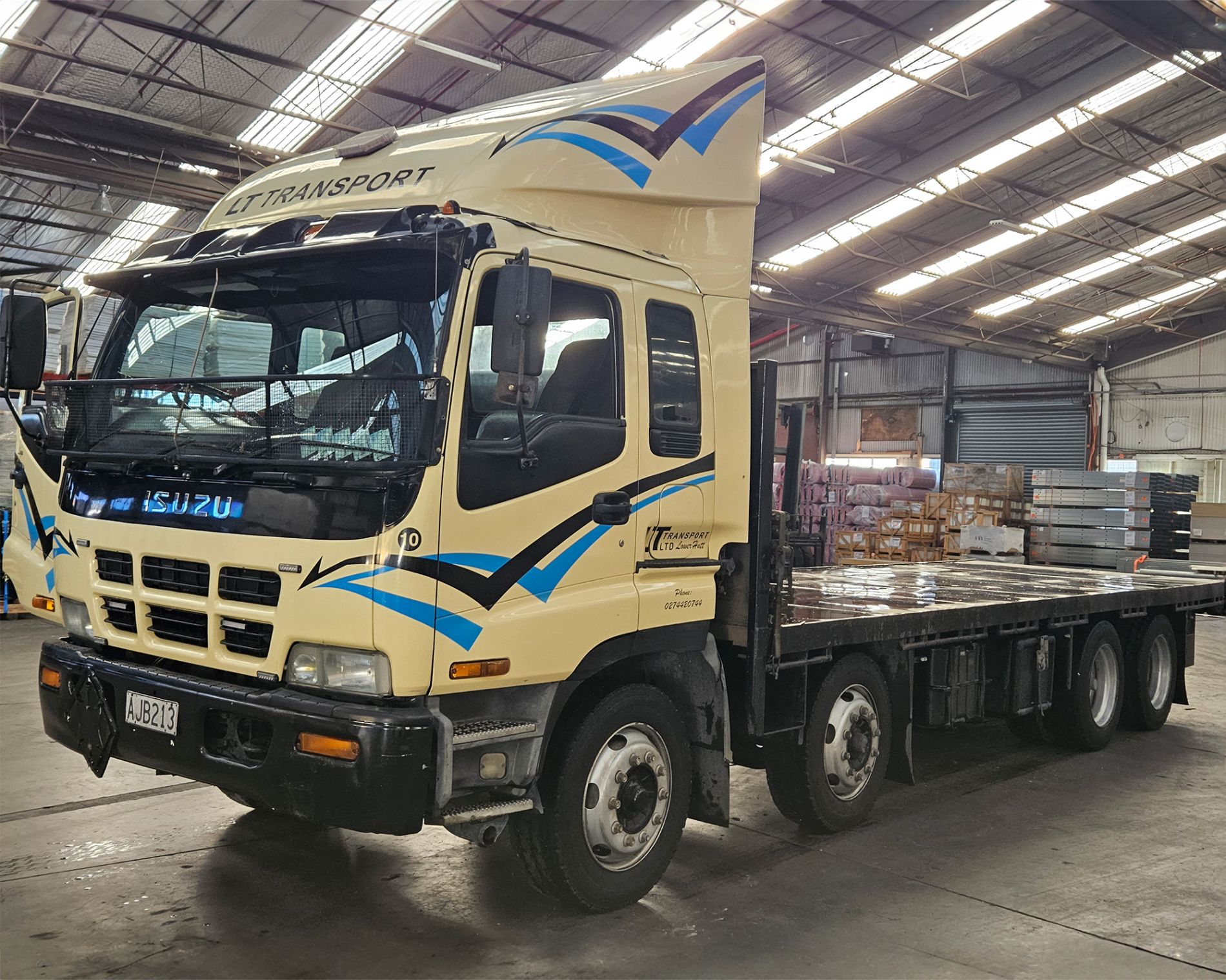 2001 Isuzu CXH380 8X4 FLAT DECK Central Group Forklifts & Trucks